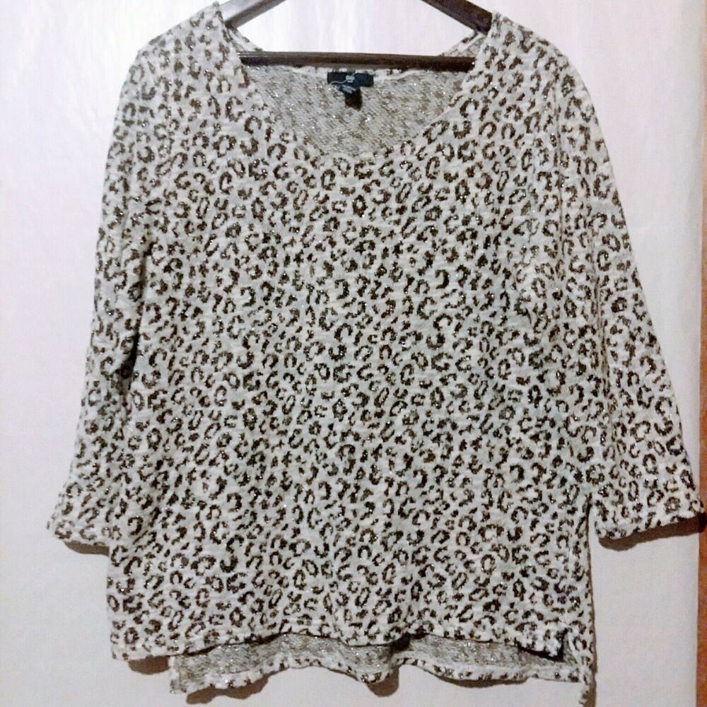 GAP Gray and Black Animal Print Sweater LARGE‎